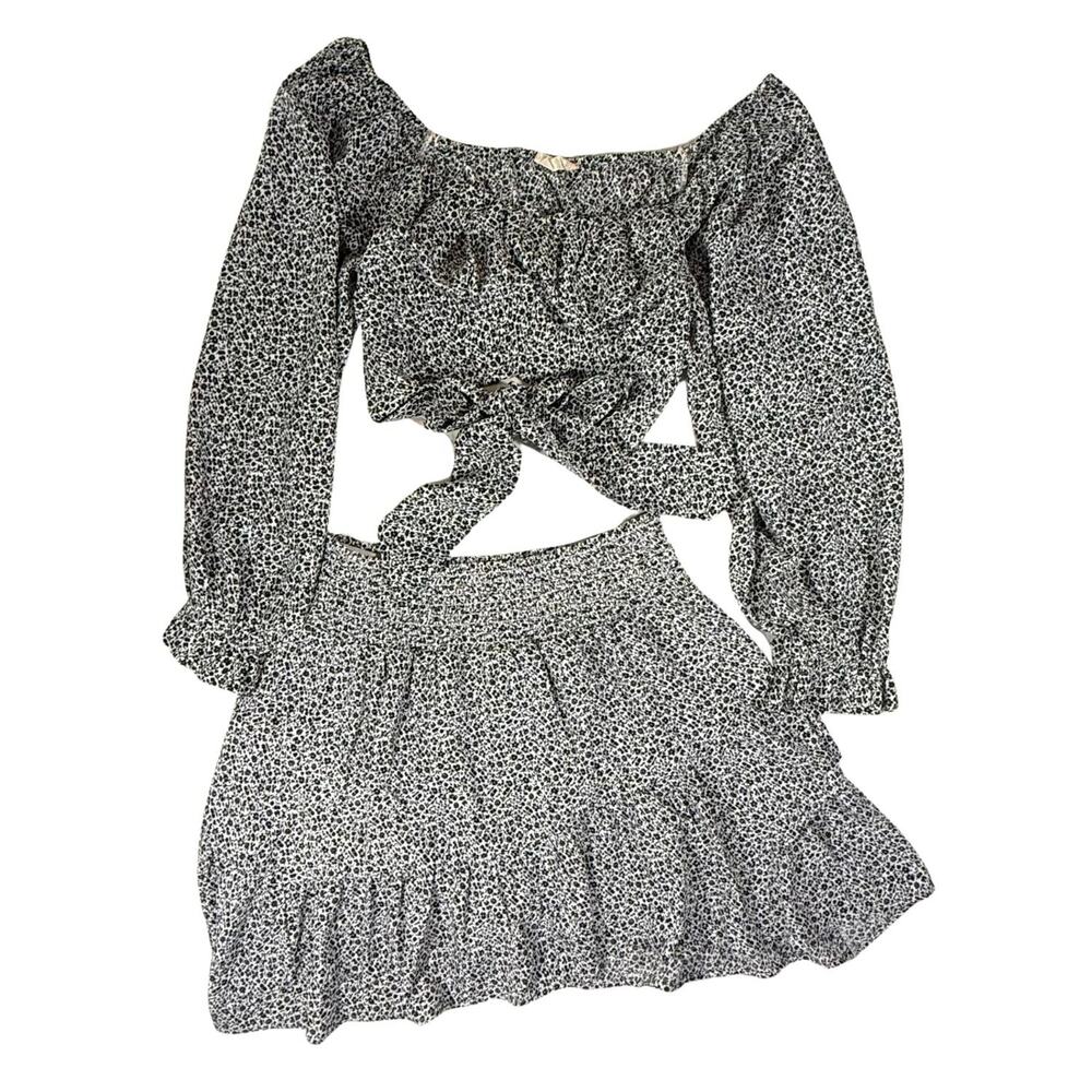 Altar’d State 2 Piece Floral Set Black White | M Top L Skirt